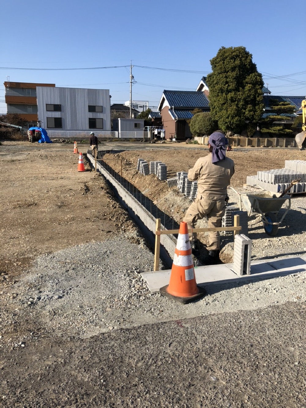 間仕切りブロック積み工事中