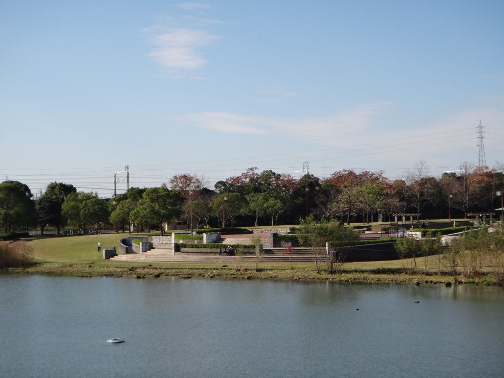 東幸公園